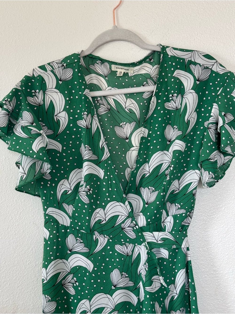 Max Studio Green Floral Print Ruffle Wrap Dress High Low Midi Flutter Sleeve XS - Picture 3 of 11